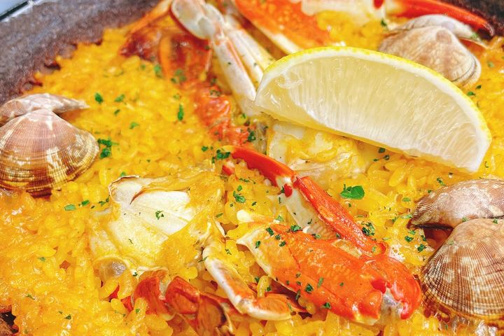 10食限定シェフの気まぐれパエリア